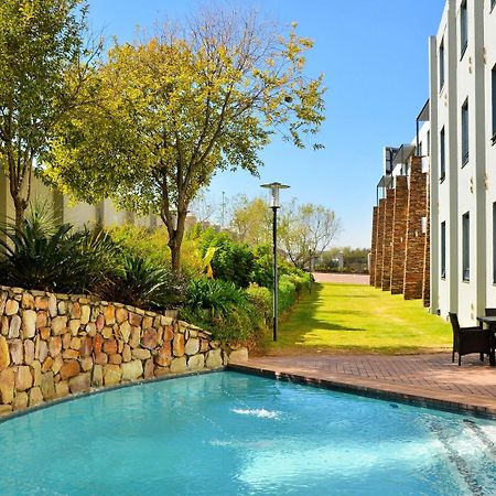 Premier Hotel Midrand Exterior foto