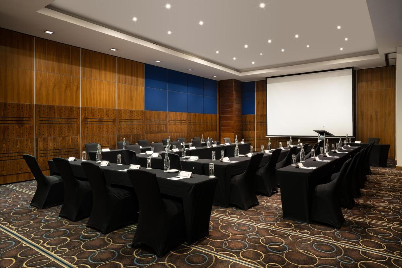 Premier Hotel Midrand Exterior foto